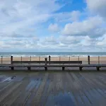 Bright With Sea View Appartement *