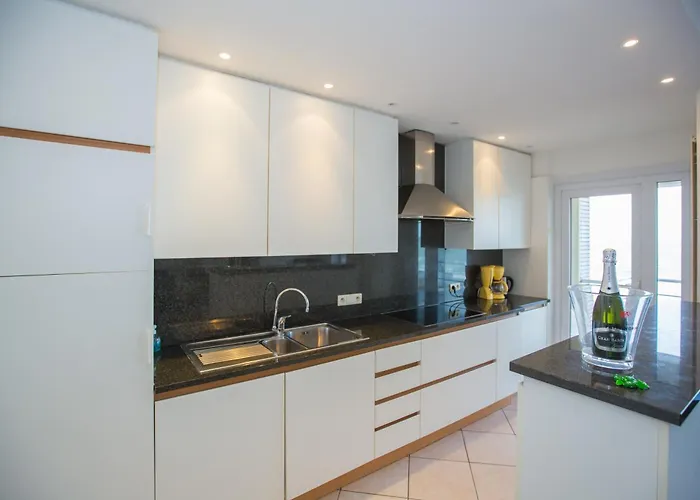 Bright With Sea View Appartement