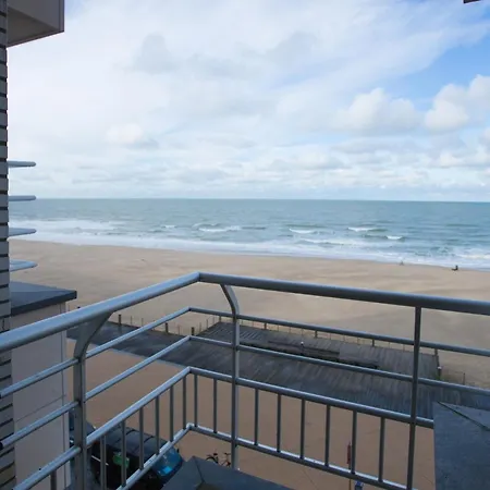 Bright With Sea View Appartamento Ostenda